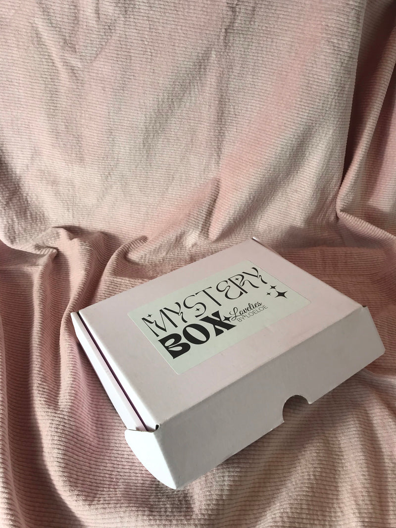 MYSTERY BOX
